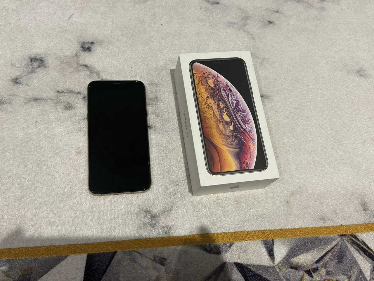 سلام عليكم
آيفون Xs للبيع ذاكره 256 بطاريه 75 فقط فايس إيدي عاطل كلش نظيف والباقي كلشي السعر 150 ألف مامفتوح كامل ملحقاته عنوان دهوك 
الاستفسار على رقم /***********
