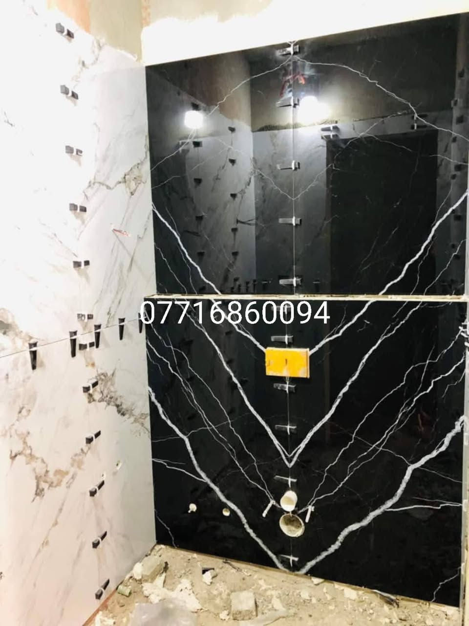 خلفه سراميك ومرمر  اخذ عل متر وطلع بل يوميه***********
