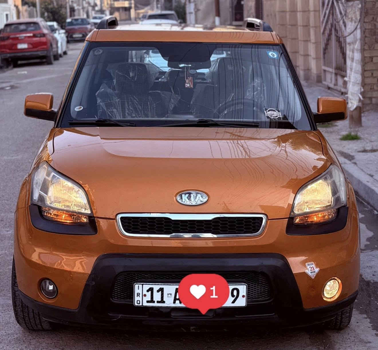 كيا صول خليجي ٢٠١١ فول مواصفات الشركة الدوليه 
محرك دوش ١٦٠٠ سياره جديده ونظيفه ماشيه ٩٢  الف حقيقي دك جرص ب ١٢٠  السياره مكفوله بدون صبغ فقط بارد بسيط 
السعر ١١٠ بيها مجال بسيط
رقمها بغداد بسمي في حي الاعلام 
***********
