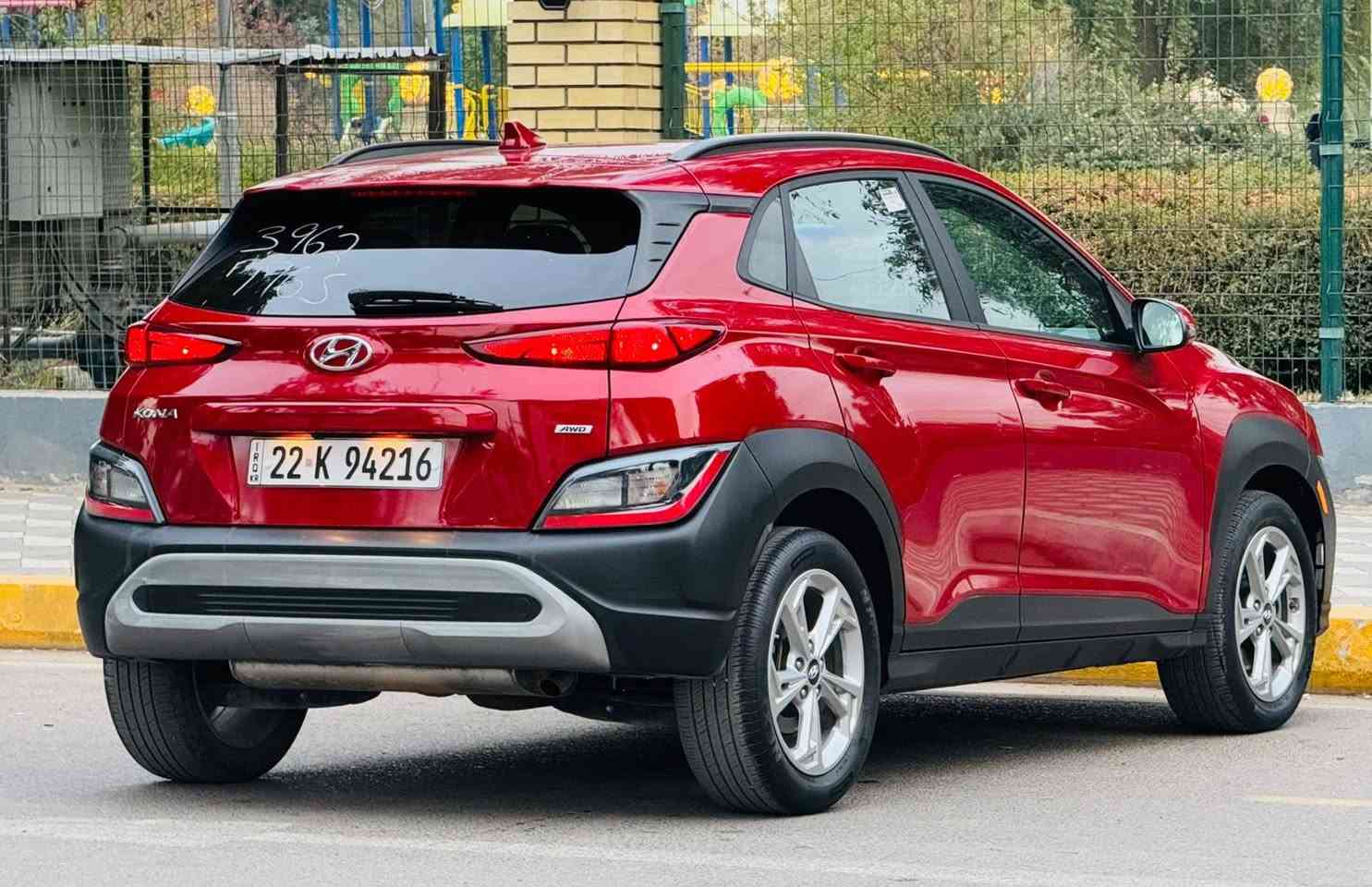 السلام عليكم
هونداي كونا 2022 الشكل الجديد رقم اربيل بأسم شركة وكالة او تحويل مضمون ترقيم جديد حادثهه  مرفق مع الصور 
المواصفات : 
بصمة / تشغيل عن بعد / فور ويل / رادارات امامية / رادار تعديل مسار / مود درايف /اطفاء ذاتي / شاشة كبيرة / مانع انحدار / كروس سرعة / مانع انزلاق / محرك 2000 دوش / اشاير بل مري/ لدات اماميه / شاشة 
 ماشه 40 الف 
للتواصل والاستفسار :  ***********
