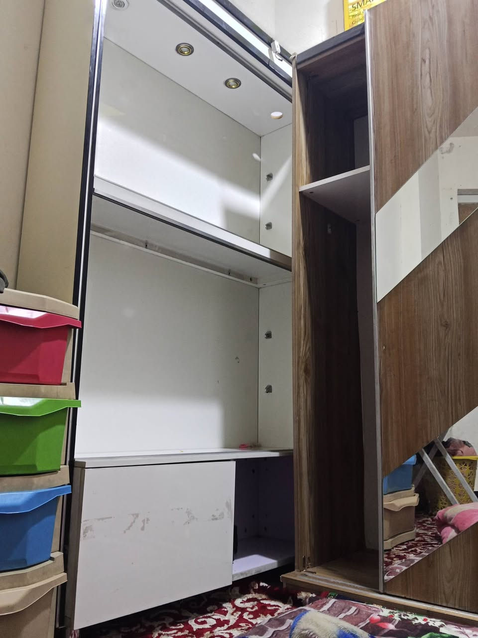 فاترينة عرض تحتوي علا خمس رفرف وخانات 2 بيهة يضائة نضيفه جدا


**إذا كنت صاحب هذا الإعلان وتريد حذفه لأي سبب، رجاءا أرسل رسالة إلى الدعم الفني**