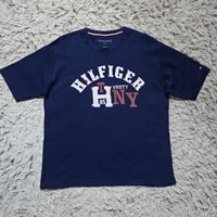 تومي • قطعة أصلية • مقاس M