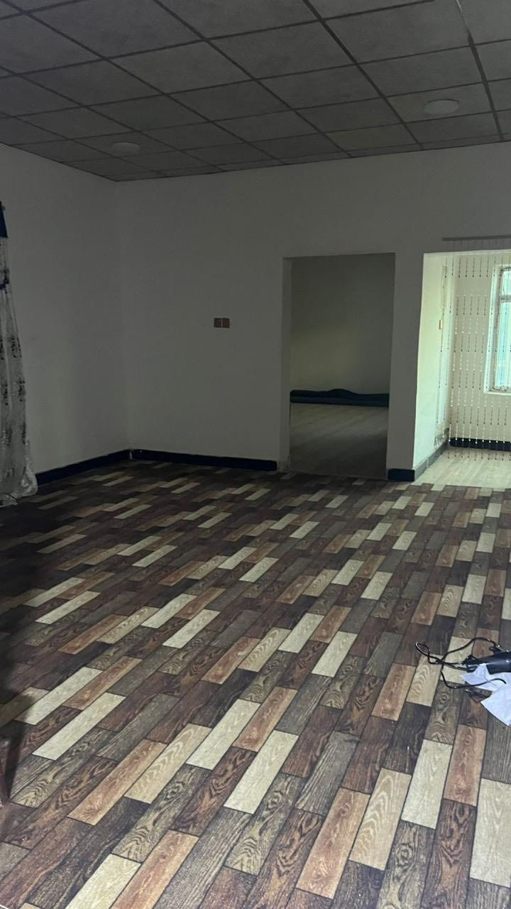 بيت للبيع المساحة: .172 م²
سنة البناء: 2018 والترميم 2024
نوع البناء :بلوك
طابو عراقي وبيه وكالة
الطابق الأول: غرفة نوم + استقبال + صالة + مطبخ + حمام)
الطابق الثاني :3 غرف نوم + استقبال + حمام
ابو الخصيب شارع محولة الزهير
أقرب نقطة دالة: عيادات الكوثر السعر 100وبي مجال استفسار خاص


**إذا كنت صاحب هذا الإعلان وتريد حذفه لأي سبب، رجاءا أرسل رسالة إلى الدعم الفني**