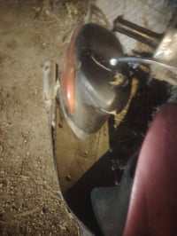 عصفويه للبيع سلفه هندر كله شغال بس شويه كفرات بيهن كسر شراي يتصل ٠٧٧٧٧...