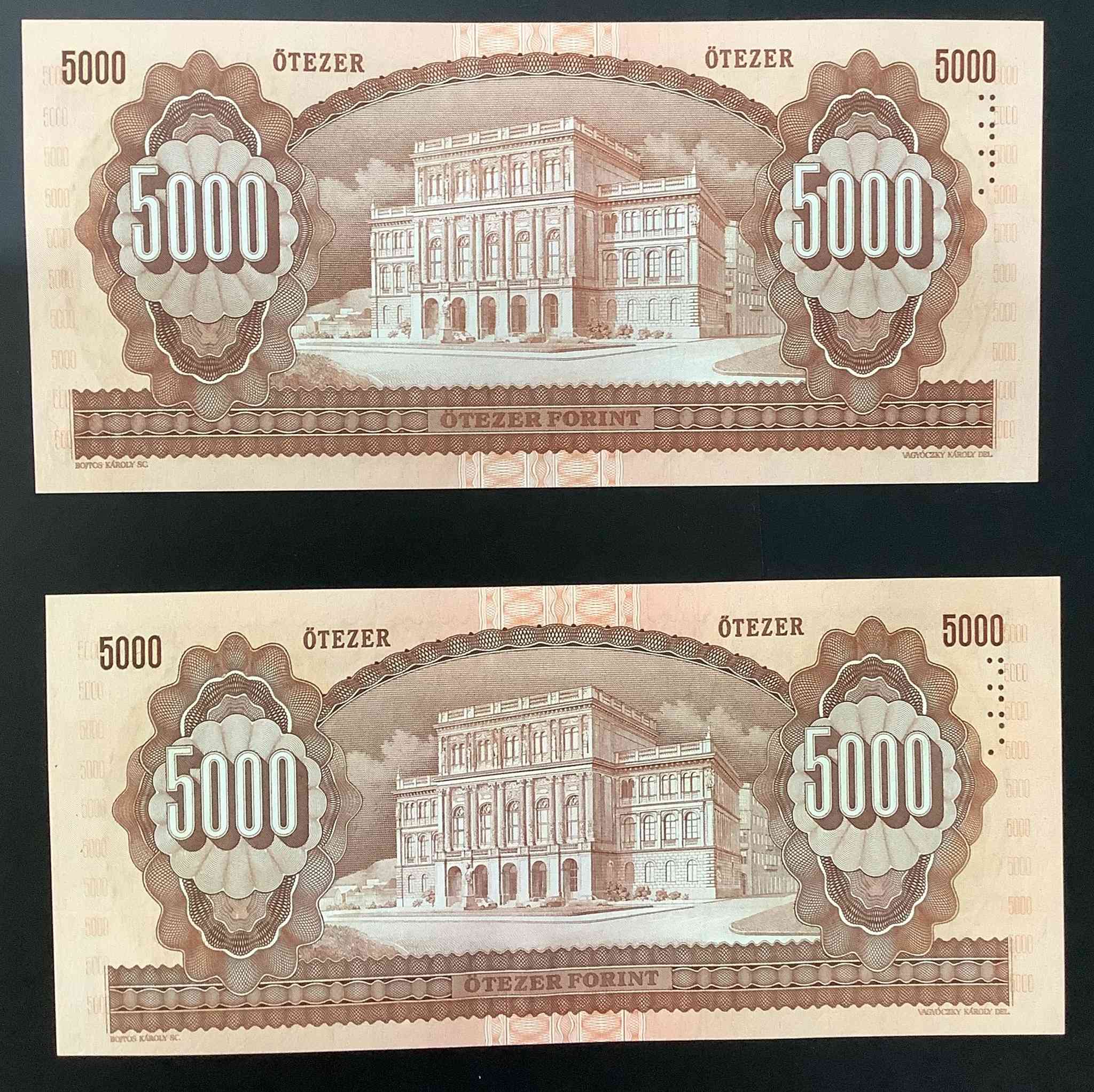 Hungary, very rare condition UNC,   $250 Price per piece. Look for it, it's available in VF condition for $35 for those interested.  هنغاريا حالة الانسر جدا شحيحة السعر 250 $ للقطعة وتوجد بـ35$ للحالة العادية


**إذا كنت صاحب هذا الإعلان وتريد حذفه لأي سبب، رجاءا أرسل رسالة إلى الدعم الفني**