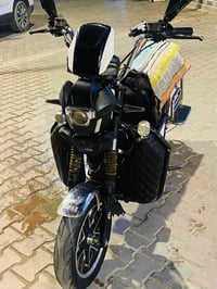 البيع ماطور شحن هيوشه موديل 2023 خمسه باتري بطاريات فول والك الفحص الس...