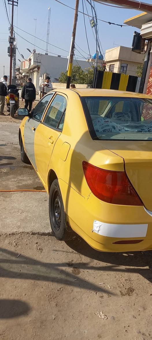 سلام عيلكم بيواي دي للبيع f3 سياره بسمي بيهة نواقص بصيطه سعر ٣٨ وبيهة مجال ***********
