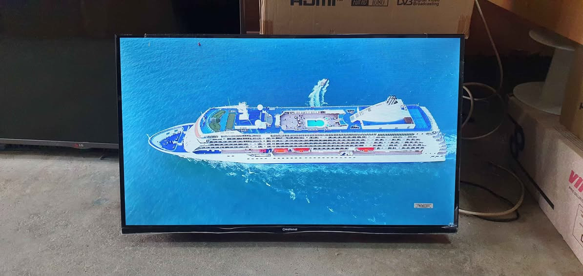 تەلەڤیزۆنی ناشناڵ قەبارە 32 سمارت بێ ئیتاڕ
نرخی 70000 وەک نوێیە نرخی 70000 لە
هەولێرە واتساپ و ڤایبەر *********** أربيل, العراق
