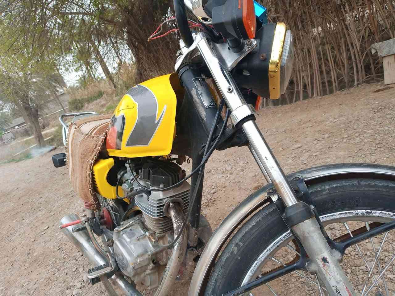 السلام عليكم درجة للبيع نامه4 حدث موديل 2026السعر 400 وبيه مجال المكان ديالى الخاص  ***********
