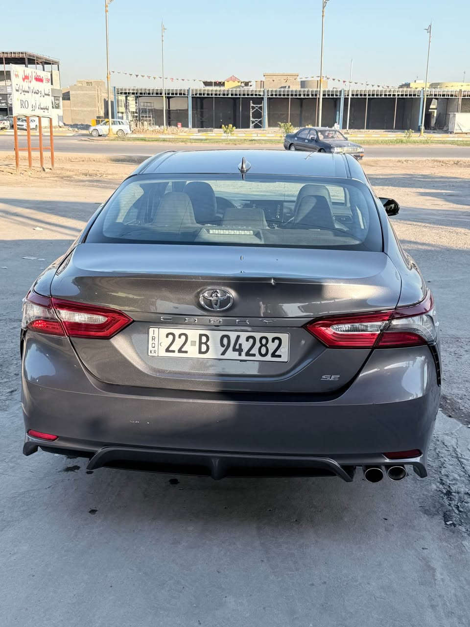 السلام عليكم 
تيوتا كامري 2022 se رقم اربيل الجديد بيع أو مراوس بكورلا هايبرد تريد تحويل او وكاله  حادثها كما موضح بالصور السياره ماشيه 37 الف والسياره صبغ الحوض فقط +الجاملغات الخلفيه بارد + الجنطه تبديل نفس اللون مواصفات السياره كشن السايق كهرباء شاشه كار بلي كشنات جلد كامره كروز سرعه وباقي المواصفات ال se  المعروفه والسياره ميحتاج الها مصرف كامله مكمله  سعر السياره 185 وبيها مجال  مكان السياره الصويره /وبغداد للاستفسار 
*********** الصويرة, واسط
