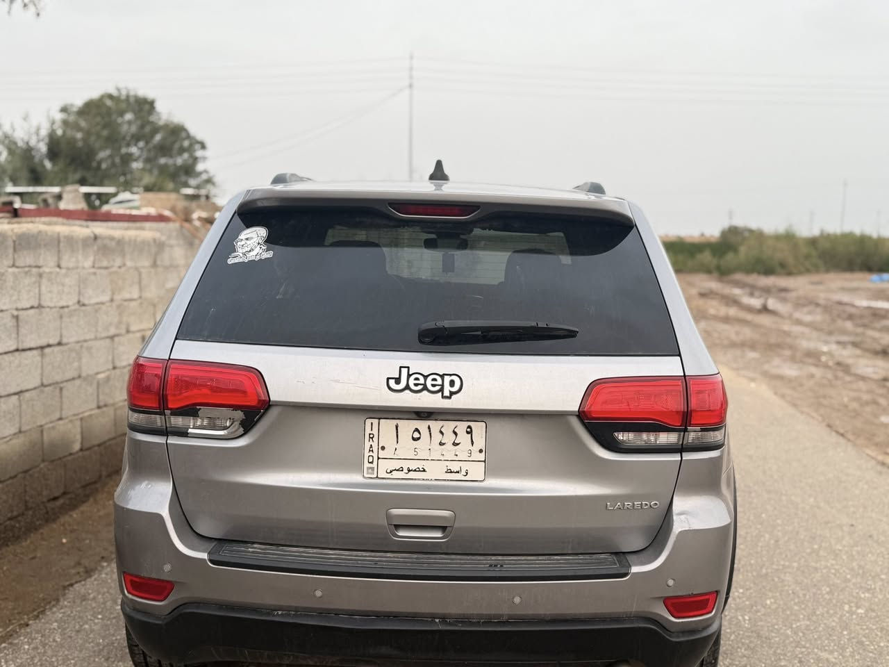 جيب لاريدوا موديل 2017 
محرك 3.6 
كير 8 سرعات 
نضام eco 
 نظام سبورت 
محرك مبدل بستم 15 
ويل حجم 20 رياضي 
حادث جاملغ وبنيد 
السياره جاهزه  
السعر المطلوب 195 
مكان السياره ميسان 
للاستفسار الاتصال ع الرقم او المراسله ع الواتس اب 
***********
