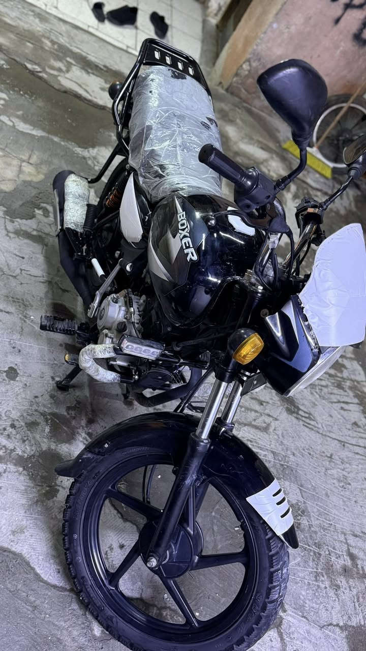 بوكسر 2021 رقم وسنويه بسمي تحويل شرط دراجه ما فتوحه دراجه جاهزه من كلشي ايي نقص مابيها سعرها ملونين و 200 الف***********
