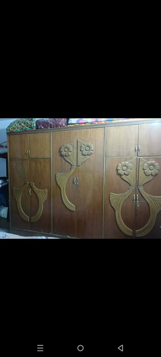 السلام عليكم للبيع غرفه نوم مستعلمه تسكام درجه اوله العنوان بغداد الشعله السعر 550 وبيهة مجال للستفسار ***********
