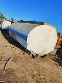 شاحنات • للبيع • نقل