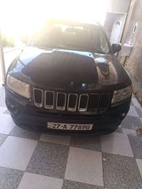 كومباس • ٢٠١٧ • حرة باسمي