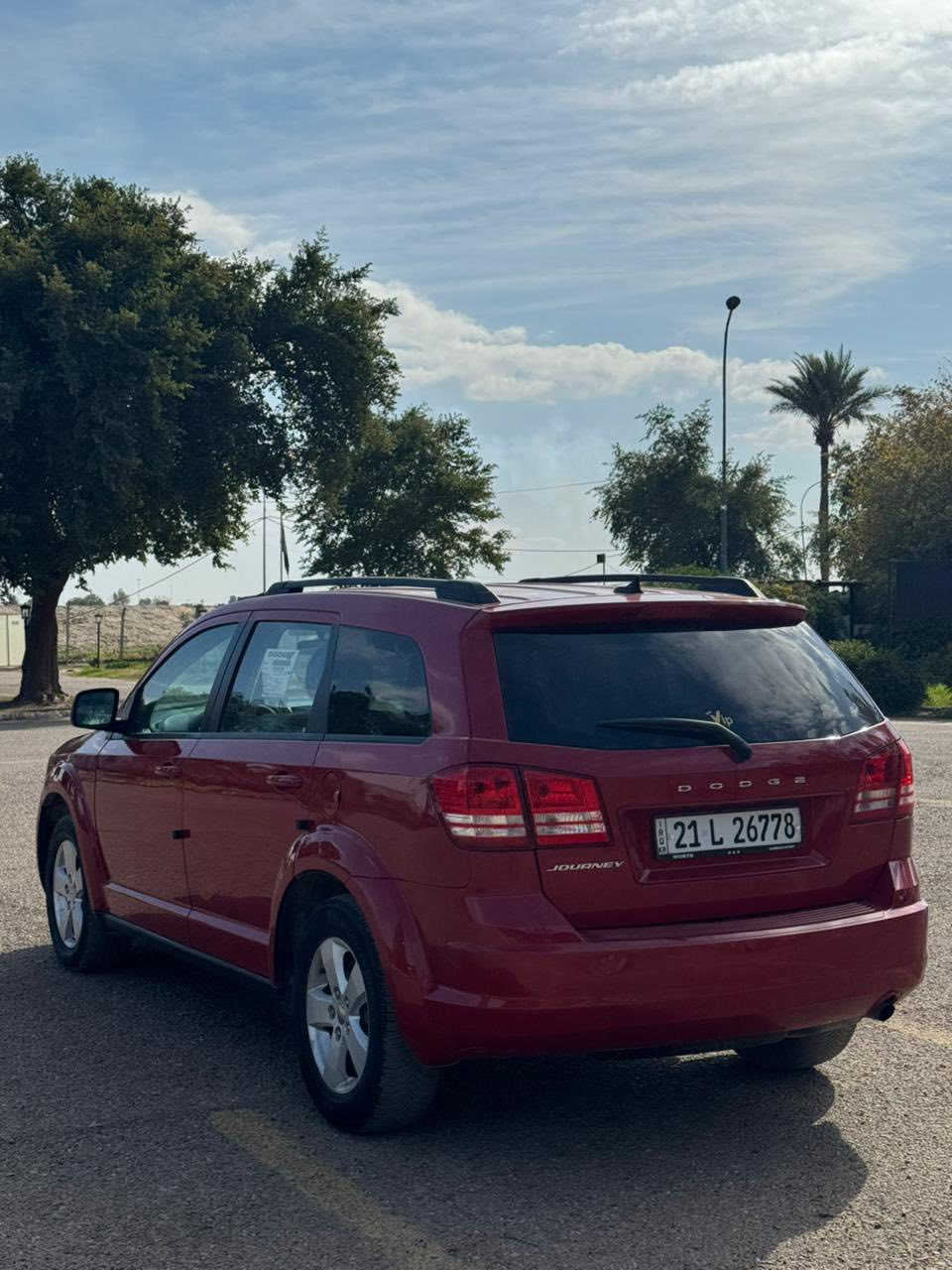 جورني موديل 2017 السيارة كولش جديده ومابيه نقص 7 راكب مكينه 2400 بيه صبغ جاملغ وشويه بل بنيد بدون دواخل رقم سليمانيه  السيارة جاهزه من كولشي السعر 130 بيع بدون مراوس ***********
