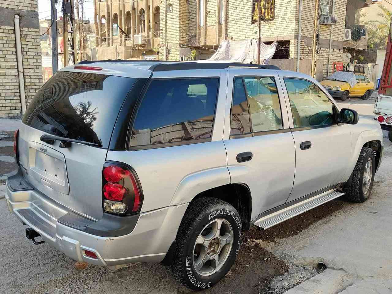 سلام عليكم بلايز 2008 مال مزاد وزاره الداخلية كتابهه كامل واصل للكمرك لسعر 50 مكان بغداد رقم الهاتف ***********
