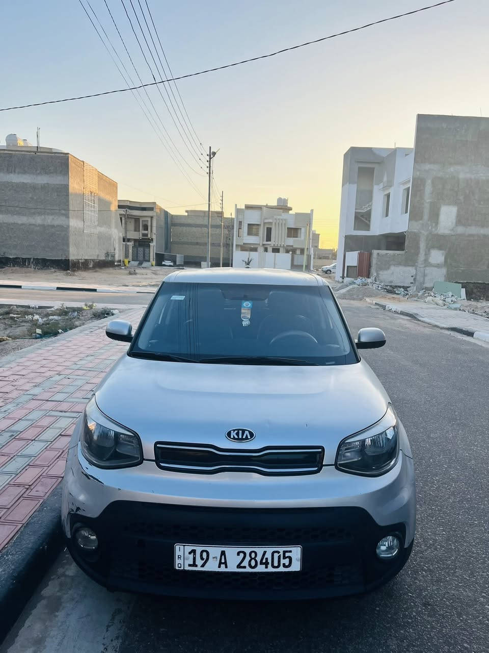 سلام عليكم  اخوان سيارة صول موديل 2017 تحكم ستيرن
ضربتها جاملخ امامي ومبدل وكاله سيارة كلش  نضيفة وحلوه مالت موضف مامتعبها 
محرك GDi 2000
سياره احلى من الصوره بهواي 
ترايك وين ميعجبك 
السعر 115وبيها مجال 
***********
