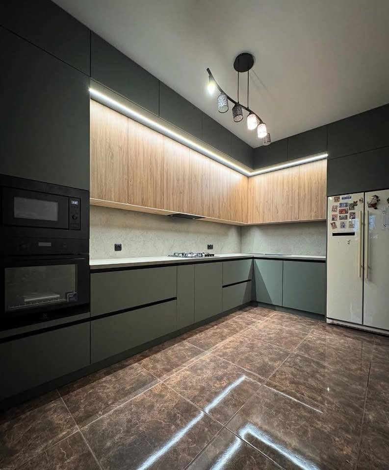 مطبخ عصري يجمع بين الأناقة والعملية بتصاميم تناسب جميع المساحات.
خامات عالية الجودة مقاومة للرطوبة والحرارة لضمان عمر أطول.
تنفيذ دقيق مع خيارات متعددة للألوان والتقسيم حسب الطلب.
لأن مطبخك قلب البيت… خلّيه يعبّر عن ذوقك

النيزك للمطابخ والديكورات 

اختياركم لنا هو الخيار الصحيح 

للحجز والاستفسار  اكثر يرجى الاتصال عبر الارقام التالية 

‏              
***********
***********

او زيارة موقعنا الكائن  بغداد العامرية شارع العمل الشعبي بجانب صيدلية المعروف 

#بغداد_العراق🇮🇶 #بغداد #ديكورات_داخليه #ديكور #تصميم_داخلي #فخامة #تفاصيل #ستايل_بيتك #ديكورات #غرف_نوم #بغداد_بصرة_موصل_الكويت_الخليج_دبي_الامارات_السعودية_العراق_حلوات_لبنان_سوريا_فلسطين #تصميمي #تصوير #تصميم #تصويري #مطبخ #ديكوريشن #انستقرام #ريلزات #ديكورات_مودرن #التصوير #مطبخي #ترند #الانبار #فيسبوك #الجميع
