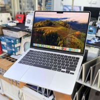 ماك بوك اير • ام ٣ • ١٥انش