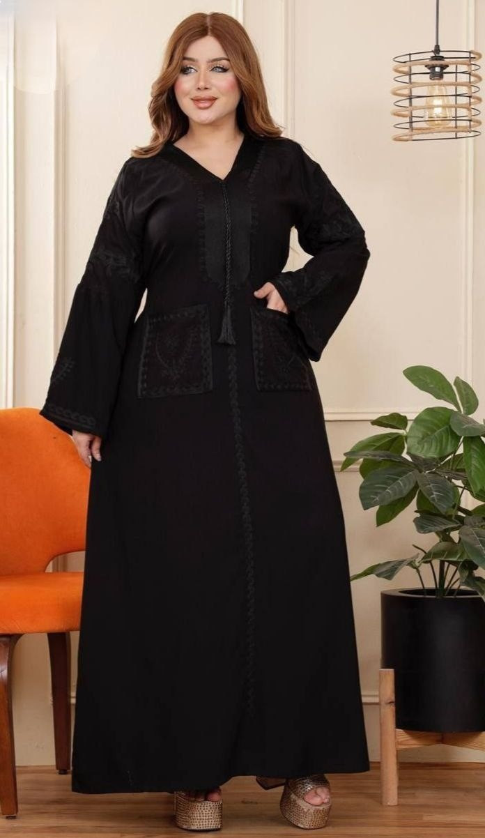 جمال وأناقة وخامة اسود 🎀
قياسات عادية وأحجام خاصة 👍 
تتوفر خدمة التوصيل لكل المحافظات 🚗


**إذا كنت صاحب هذا الإعلان وتريد حذفه لأي سبب، رجاءا أرسل رسالة إلى الدعم الفني**