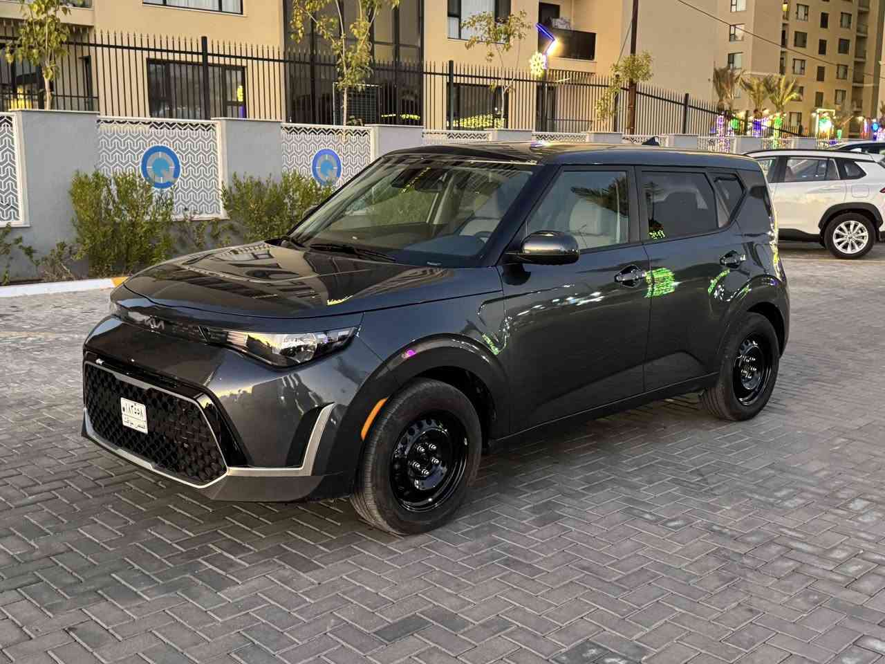 صول 2025
نص فول 
 ادارات امامي 
تحديد مسار 
كامرة خلفية 
شاشة كبيرة 
تحكمات 
عداد دجتل 
ماشية 7000
بيه قبق جنطة مصبوغ 
وحافة البنيد 
راديتر بلادي تبريد بلادي 
مكان بغداد 
***********
