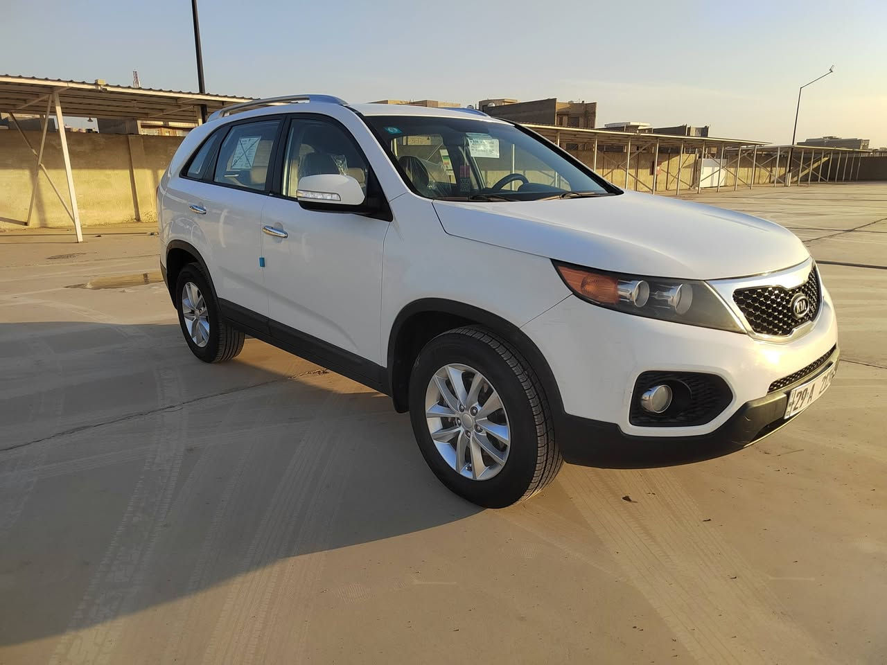 السلام عليكم لبيع كيه سورنتو موديل 2013 خليجي مكفول فقط بارد باب خلف السائق شي قليل جدا   مكينه ٤ سلندر سبعه راكب  رقم واسط حلو تحويل مباشر مشروع وطني السياره جاهزه من كل شي تخم تاير صدر جديد كهربائيات كلهه شغاله ما كو اي نقص السعر ١٤٨ وبيهه مجال بسيط جدا الشراي يتصل مكان ويدلل مكان السياره واسط الكوت مركز المدينه رقم الهاتف 
***********
