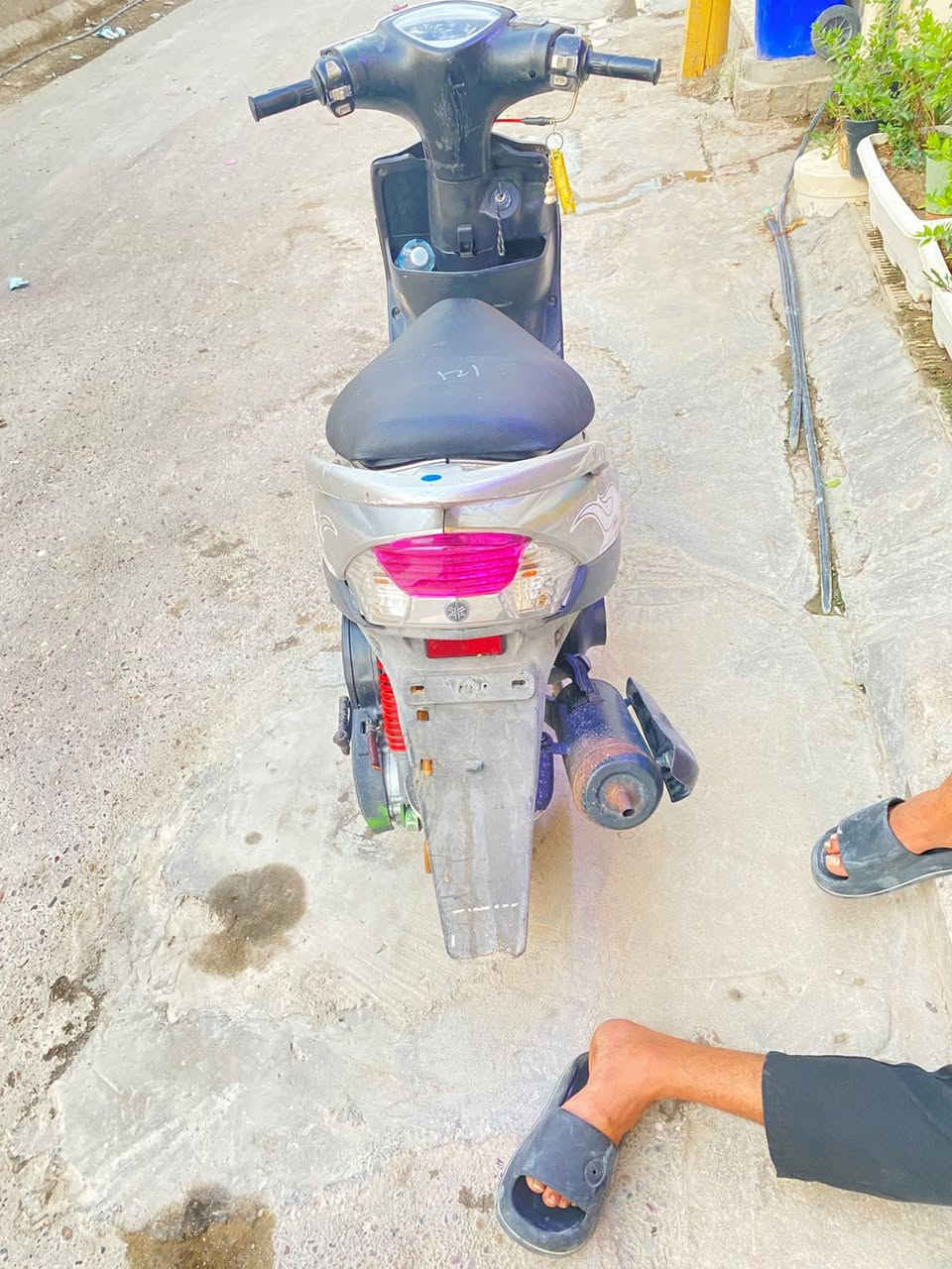 دراجه ماكس عدله خير من الله الدراجه ما مفتوح بيها برغي جيب فيتر وتعال بس السلف تجاري دراجه كدامك بل صور اي ستفتسار رقمي ***********سعر ٦٠٠وبيها مجال قليل
