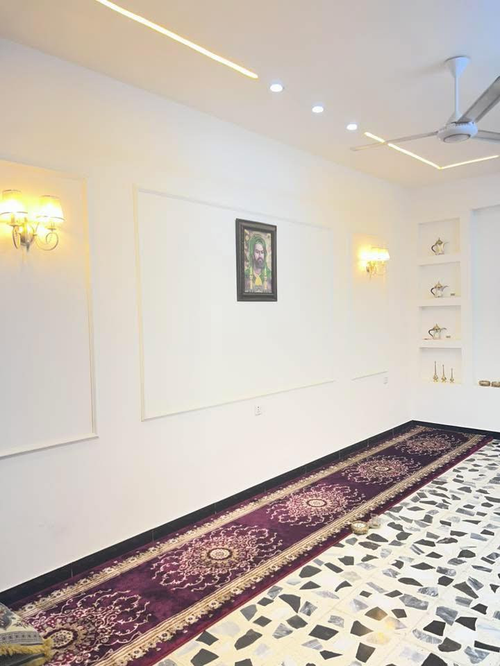 ‏السلام عليكم بيت للبيع بغداد الأمين الثانية سكينة مقاطعة ‫10/2 البيت بناء 25 طابقين شغل درجة أولى  ***********￼@
