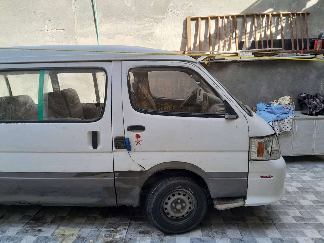 سلام عليكم للبيع كيا فتون موديل 2008 رقم صدامي راعيها موجود ويريد تحويل مكينه بيها ونجي 6 سلندر  سياره شغاله بس ترتيب يرادلها صوره موجوده داخل وخارج  ب35\ ***********
