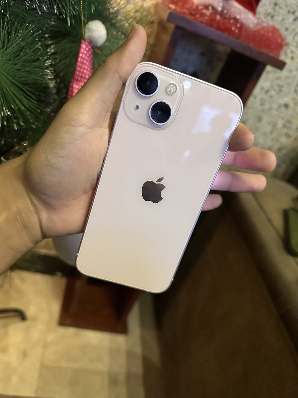 جهاز ايفون 13 عادي للبيع
نسبة البطارية :91
🔋 
نسبة النضافة : 
100‎%‎
النموذج M✅
السعر 450 الف وبي مجال للطيبين 
الموقع📍:بغداد حي الاعلام شارع المستوصف 
***********
