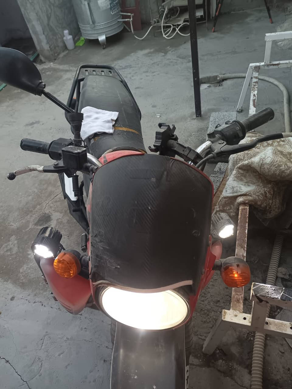 دراجه بوكسر موديل 2021 اوراق كامله وبيه بس تبخير فقط سعر 700  'ًًاي استفسار الاتصال هنا ***********
