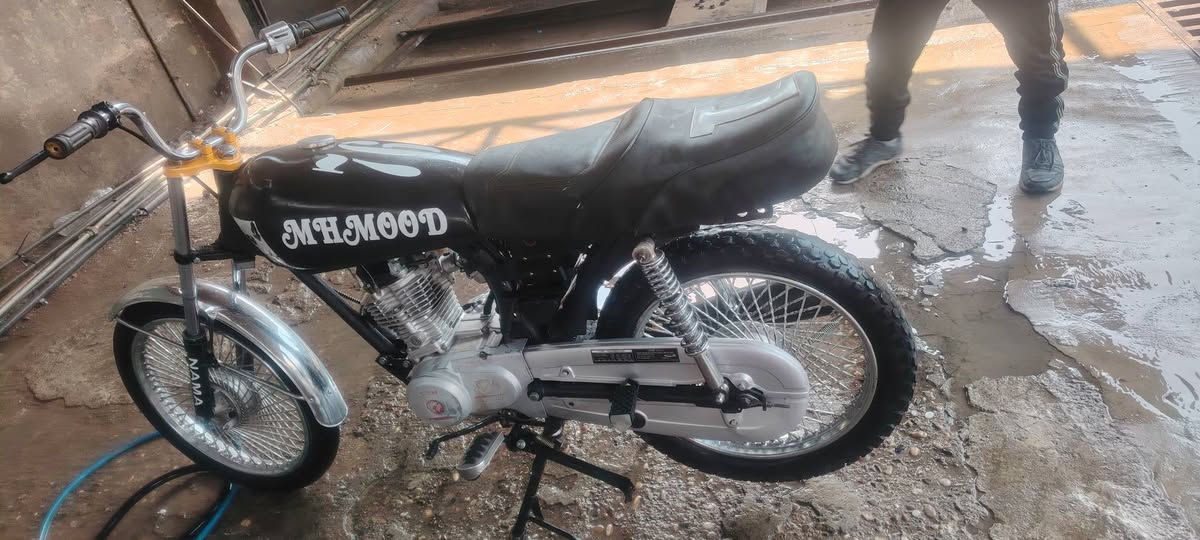 تايكر20مكينه خرسه تحريكه ومعدل الدراجه نضيفه السعر 280وبي مجال مكاني حي السماح رقم ***********
