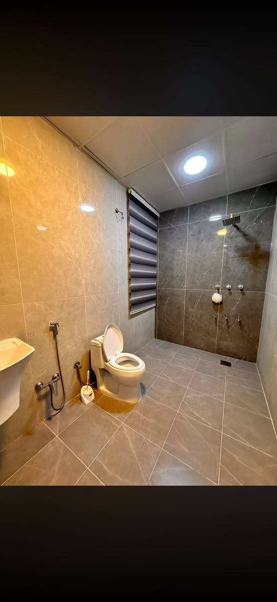 شقق مؤثثة ديلوكس للايجار في المنصور - داودي
للاستفسار *********** 
ايجار شهري - اسبوعي فقط
