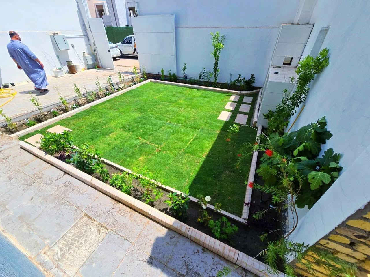 حسن لديكور***********
🍃مستـعدون🍂 ، لـترتيب🐦 الحدائق المنزلية 🏝️🏘️
وزراعة النباتات، 🌾🌴🌱والازهار، 🌼🌺🌻وقص الثيل.🌾🌾
وعمل الديكورات والتصاميم،الحديثة للحدائق،، بواسطة الاحجار الملونة 
ونعمل على تصميم الشلالات 💦والنافورات
