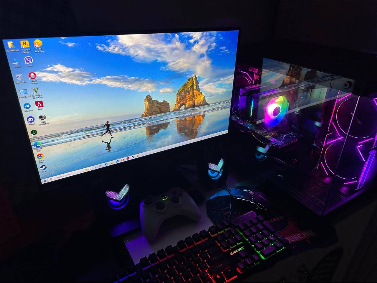 کامل سێتەب زۆر زۆر نایاب
کەیس + مۆنیتەر + کیبۆرد + ماوس + ماوس پاد + دەسکی گەیمینگ + سپیکەر + هێدسێت 
هەموی کارتۆنی خۆی لەگەلە ١٠٠% لۆکە
سعری ٤٤٠ دۆلار
*********** أربيل, العراق
