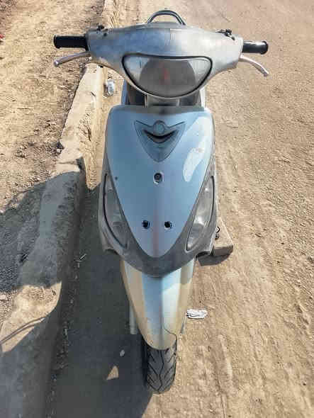 السلام عليكم دراجة ماكس قجمة نظيفه مختمه كلهه كفراته مختمه والسوادات مختمه كامله كهربائياته كلهه شغاله بس غسلته بهوز وكفن كهربائياته مرات يشتغلن طبيعي ومرات لا السلف بي جكه ومرات يدير طبيعي هورن شغال دكه وحده دراجه تخبل خذته كالي مامفتوحه بس ابيعنه الي يريد يجي يشوفه يمي ويقتنع ياله عن المفاشل سعر ٥٥٠ مكاني بالموفقيه ورقمي
***********
