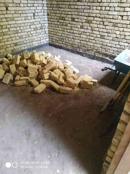 حبايبي السلام_عليكم
شغلنا يتضمن مايلي

1- اخراج التراب الزائد من البيت

2-تربيع البيت كسر

3-دك البيت بالقفاز

4- صب البيت اذا كان بحاجه الى صب اسكان

#وكذلك دك السبيس والتراب وال

قطع وغيره + خزينه + تفليش +تصعيد تراب لصطح وتصليطه الصطح+مجاري+لبخ بتلوات +

ونج تصعيد كافه مواد البناء وغيرها 

كل هذا بكادر جيد وبسعر مناسب 

للاستفسار اكثر مراسلتنا او الاتصال بالرقم التالي. ***********
