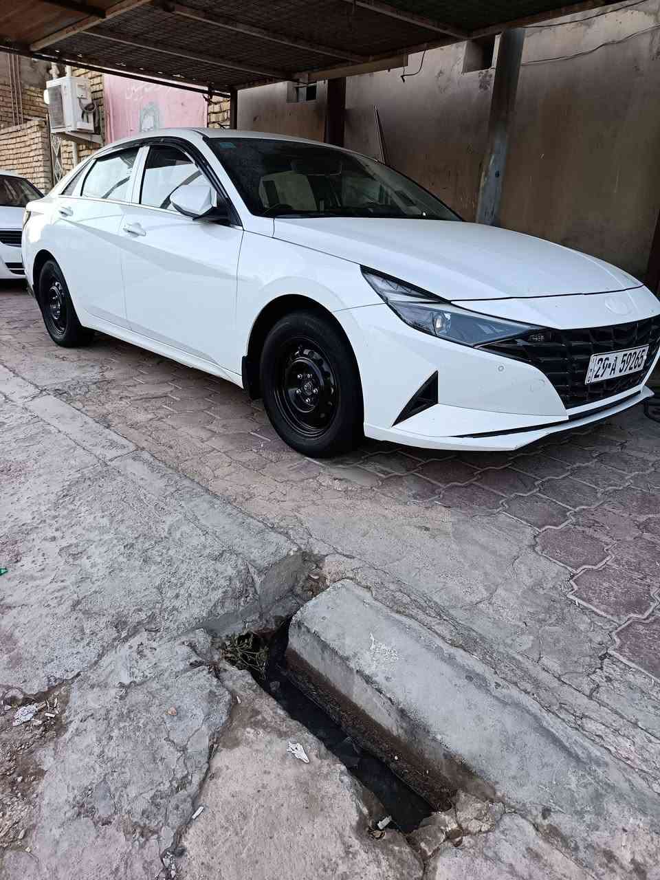 الانتر خليجي موديل 2023

مكينه حجم 2000
فول مواصفات 
كفاله عامه فقط طخه بسيطه وضاله على حاله 
السعر $١٦٥ مجاله قليل 
***********
