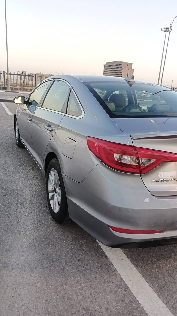 سلام عليكم
سوناتا موديل 2015 وارد امريكي ضررها كلش بسيط وحلو  بجم طرف جاملغلات وطرف البنيد شرط بس من خارج ما عابر للدواخل كفاله لغد و شاصي والباقي كفاله مكينه 2400 مفتوحه رواجز بس لا تنقيص ولا تبخير جاهزه سياره تدفه تبريد حداديه طخم تاير سياره 1/1 رقم بصره بسمي سنويه لل2030 
سعر / 115 وبيها مجال 
عنوان بصره
***********
