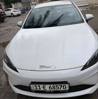 سيل 5  للبيع مرقم وكآمل بااسمي ماشية 3750 مواصفات معروفه والسيارة مكفو...