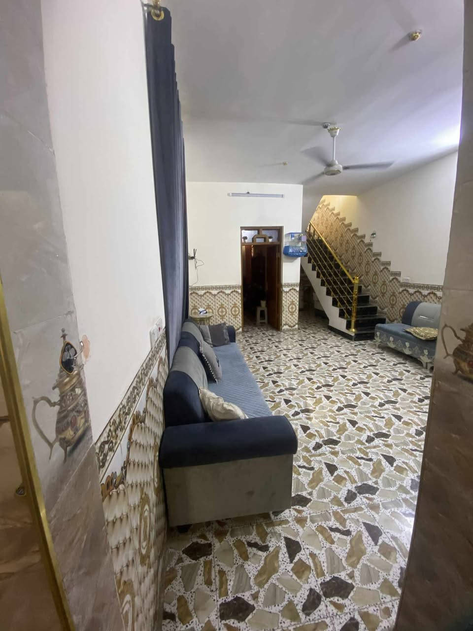 🕋بسم الله الرحمٰن الرحيم 🕋

👋السلام عليكم ورحمة الله وبركاته👋

🏪يعلن مكتب انمار للعقار

🌄الانبار قضاء الفلوجه

🏡 بيت 

#للبيع الشهداء قرب جامع الهجرتين البيت يطل على ساحة 

🚧 بناء طابوك 

📐المساحه 125 م 
 
 

📃طابو صرف سند تحويل ملكيه بسم شخص واحد 

🛣️شارع 10 م

🏠طابقين  بناء 2022 

🔵استقبال 
🔵مطبخ 
🔵غرف عدد 2 +صحيات +صاله طابق ثاني 
🔵مناور عدد 2
🔵صاله 
🔵صحيات 2

 

💲#السعر المعلن 110 مليون من قبل صاحب العقار وقابل للتفاوض 

ملاحظه يرهم مراوس اذا اكو شي مناسب بالجغيفي الثانيه او بغير مكان 

🧑‍💻عزيزي عندك عقار وتريد تبيعه باسرع وقت راسل صفحتنه نلبي لك طلبك 🙏♥️

⁉️للاستفسار اكثر مراسله صفحتنا او زياره المكتب انمار للعقار الواقع على شارع 60 مجاور مطعم  نفر بخاري  ومجاور المطعم وكوفي بلاك ساراي شارع السكلات او الاتصال 

☎️***********☎️كورك 
☎️***********☎️ واتساب  

⁉️اذا كنت تملك عقار وترغب في نشره مراسله صفحتنا او زياره المكتب انمار للعقار او ارسال المعلومات على الواتساب ☎️👆

⁉️الاسعار المعلنه في مكتبنا تحدد من قبل البائع وليس المكتب ونجمع البائع والمشتري وجها لوجه لاتمام عمليه البيع

⁉️متابعه ولايك للصفحه ليصلكم كل ماهو جديد فضلاً وليس أمراً

♥️طابت أوقاتكم بكل خير ♥️
