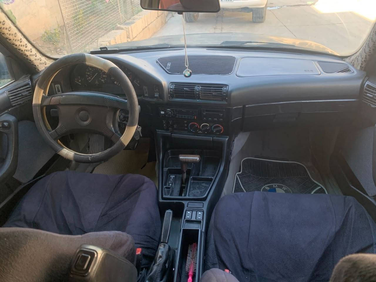 Bmw 1995 tomatek 
2jam karaba slaed  
dwgmay (S w bafr)
 eshaka mazwbta 
gerwmakenay mazbwt bashrt 
Armw awleaty bashrat
***********
