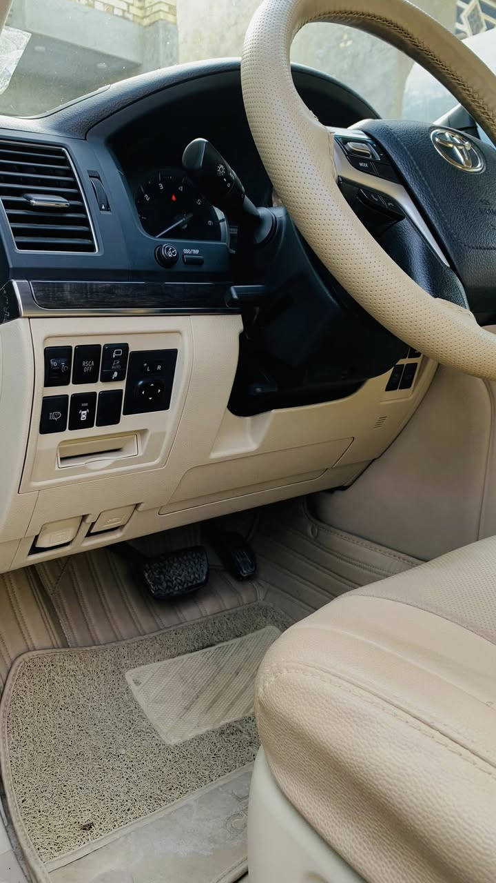 سلام عليكم لاندكروز 2021 GXR  ابريم اصل رقم بغداد فول مواصفات
١ بصمة 
٢ فتحة 
٣ فول تحكم 
٤ شاشه كبيره 
٥ شحن لاسلكي
٦ كشنات تدفئة تبريد 
فول للاخير بعد هواي مواصفات بيها معروفه مواصفاتها
للستفسار اكثر اتصل ع الرقم 
***********
***********

مكلف بلنشر
