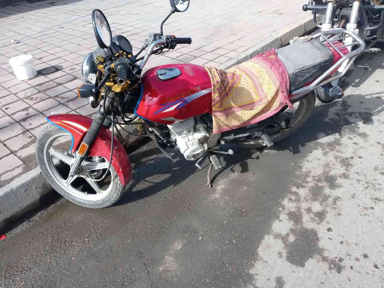 ***********
***********
