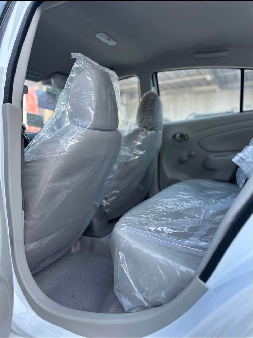 نيسان سني ٢٠٢٣ هيندي 
سفري شه ريكه يه ك ده ست  
به ناو خومه هيجي نيه 
*********** فايبه ر. واتسه ب رانية, السليمانية
