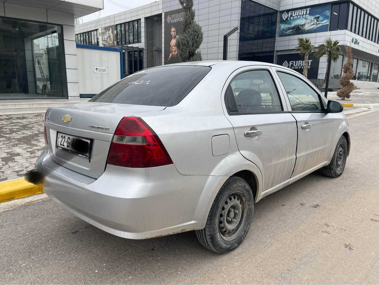 افيو 2009 سلفر 
بێ دعم و صبغ هه می شە رتە داخل زە ر  
٦وە رە قە و نیف غرامە سە ر 
رقم  وسە نە وی جدید تحویل شە رتە 
سعر ٦١ مجال *********** Singapore
