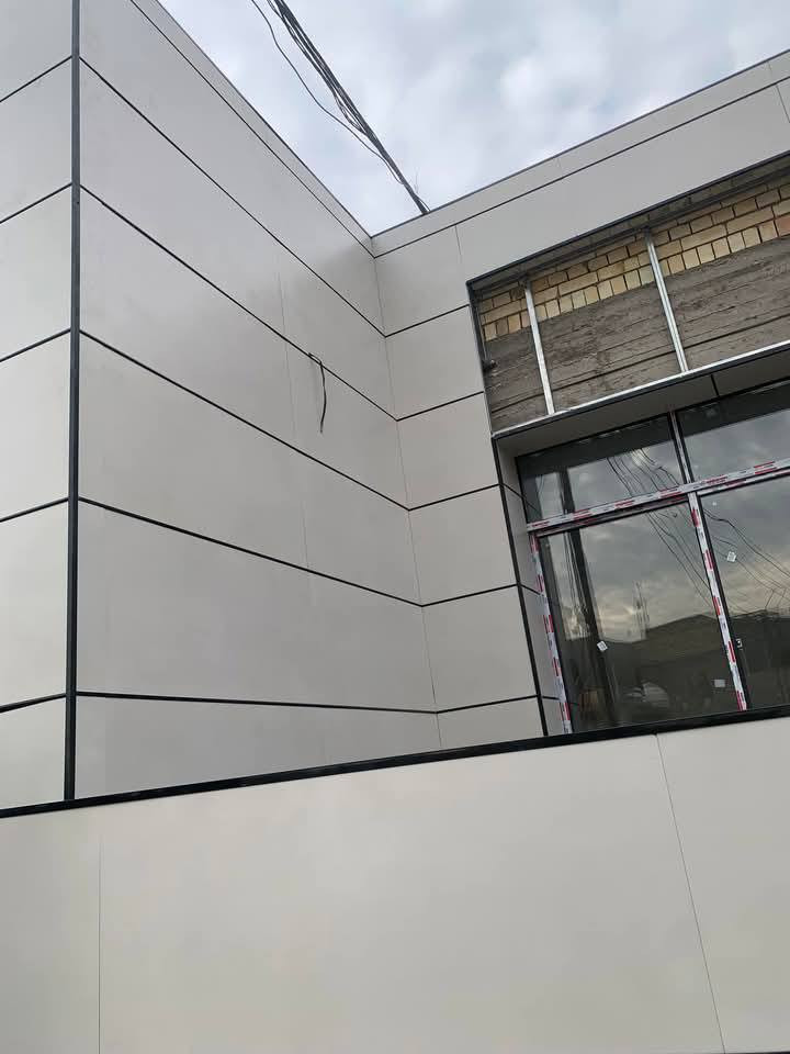 تغليف واجهات بأسعار مناسبه ✅

لتطوير الواجهات عن الاستعداد لرفع الكابوند الواجهات واستبداله بمواد غير قابلة للاحتراق
نقدم لكم احدث ديكورات(فرونتك، بورسلاين،  كوته سستم، جام 
 وارقي التصاميم وإبداعات في عالم الديكور الخارجي 
وأعمالنا متطابقه للصور 
ومتقنة وبحرفية عالية 
العمل يتم بكوادر متميزه 
لمسة جمالية تناسب جميع الأذواق
للاستفسار يرجى مراسله الصفحه ✅

#ديكور #فرونتك #بورسلاين

***********
***********
***********
