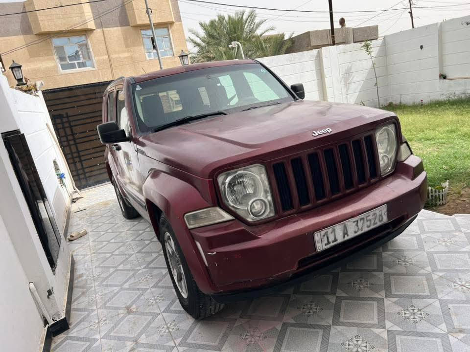 سلام عليكم ابيع جيب ليبرتي موديل ٩ مكينه وكيرمكفولات
كهربايات كلة شغالة تبريدشغال صدر امامي خلفي حلو
غرفه على البلاد ما ملعوب بيها سنويه تنتهي 2030 سياره بدون ضربه بها صبغ  بنيد و جملغ امامي
باقي السياره بدون صبغ شاشه سنتر لوك تقفيل عن بعد
اكس الجاردن  مكفولات
مكان بغدادجميلةثانيه *********** شراي يتصل
