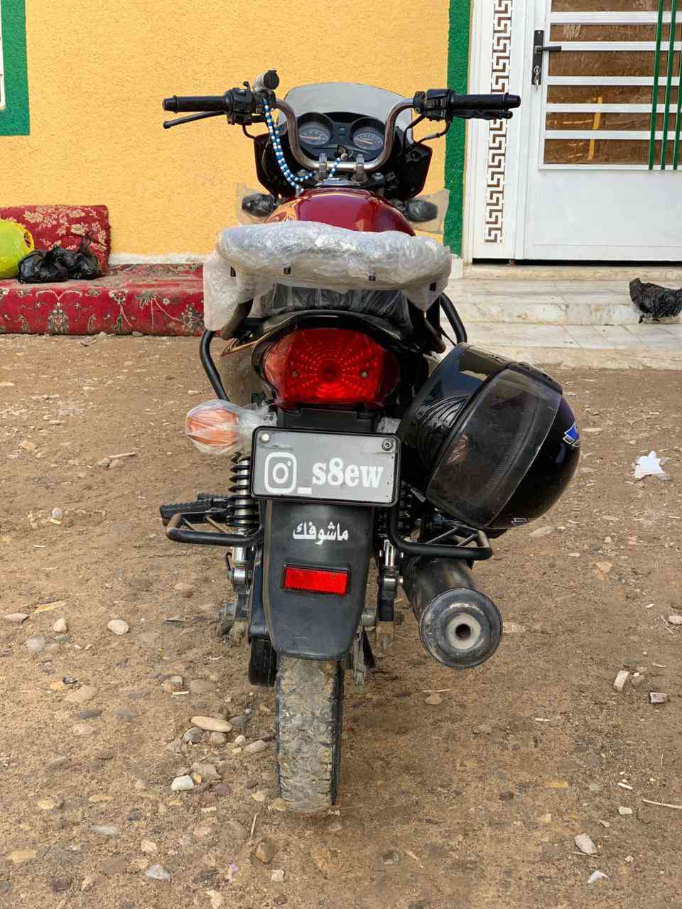 هيرو20 اوراق اصولي دراجه نضيفه
 شوفت عينك بلصور
مبدله بوش وبستم اصلي شرط
 ولباقي كله كفاله
السعر1,350 للأتصال*********** او واتساب
